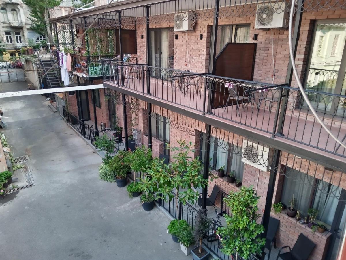 Apart Hotel His Highness Prince Gruzinski Tbilisi Exteriör bild