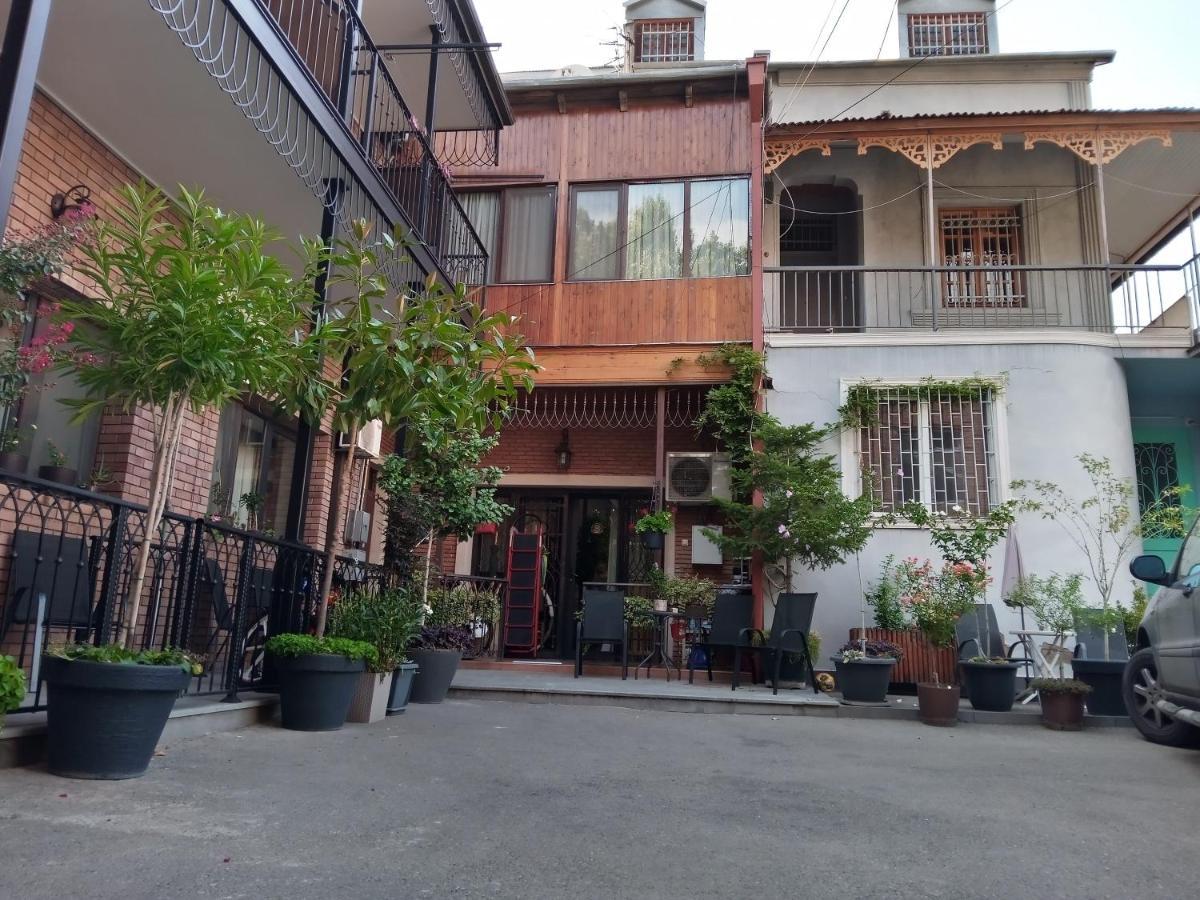 Apart Hotel His Highness Prince Gruzinski Tbilisi Exteriör bild